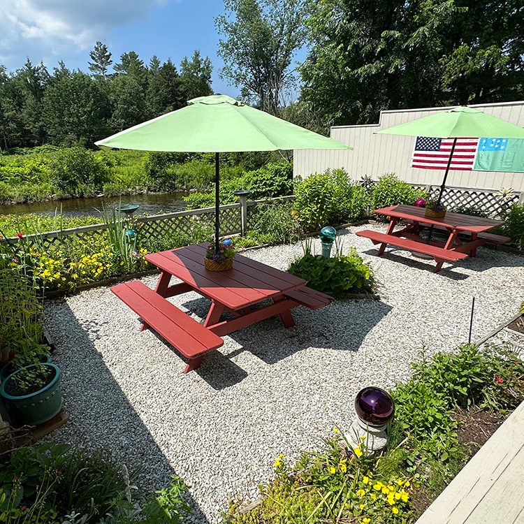 Outdoor garden seating area
