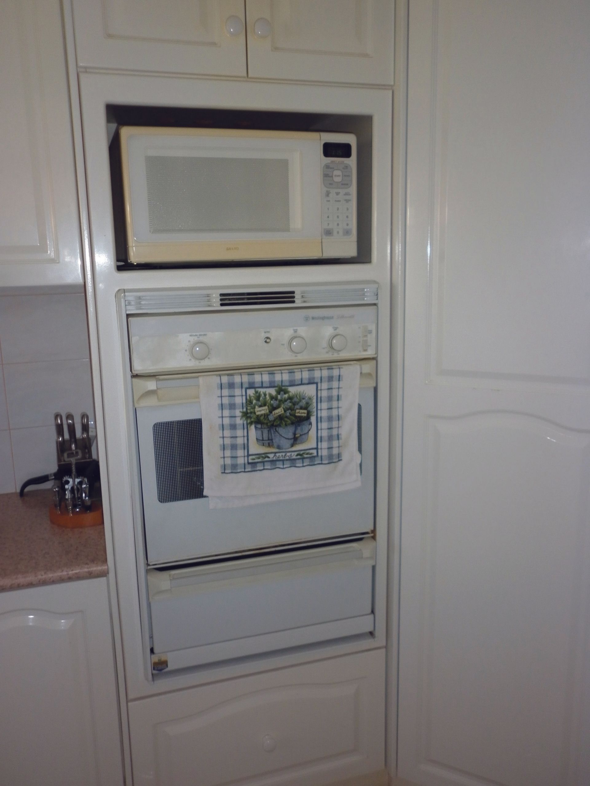 New Kitchens, Renovations, Installations & modifications, oven and dishwasher installations Melbourne