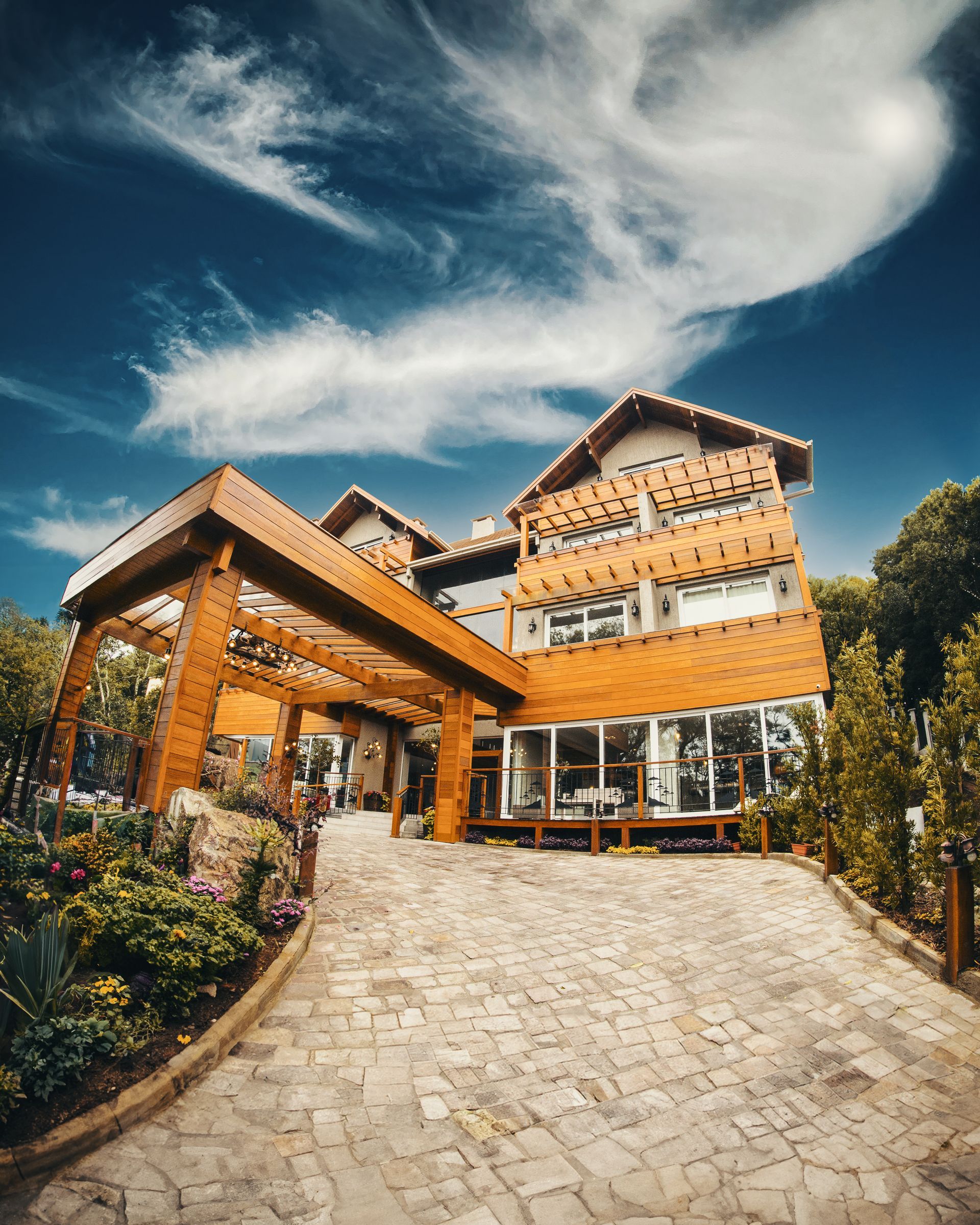 Hotel Refúgio da Montanha - O HOTEL