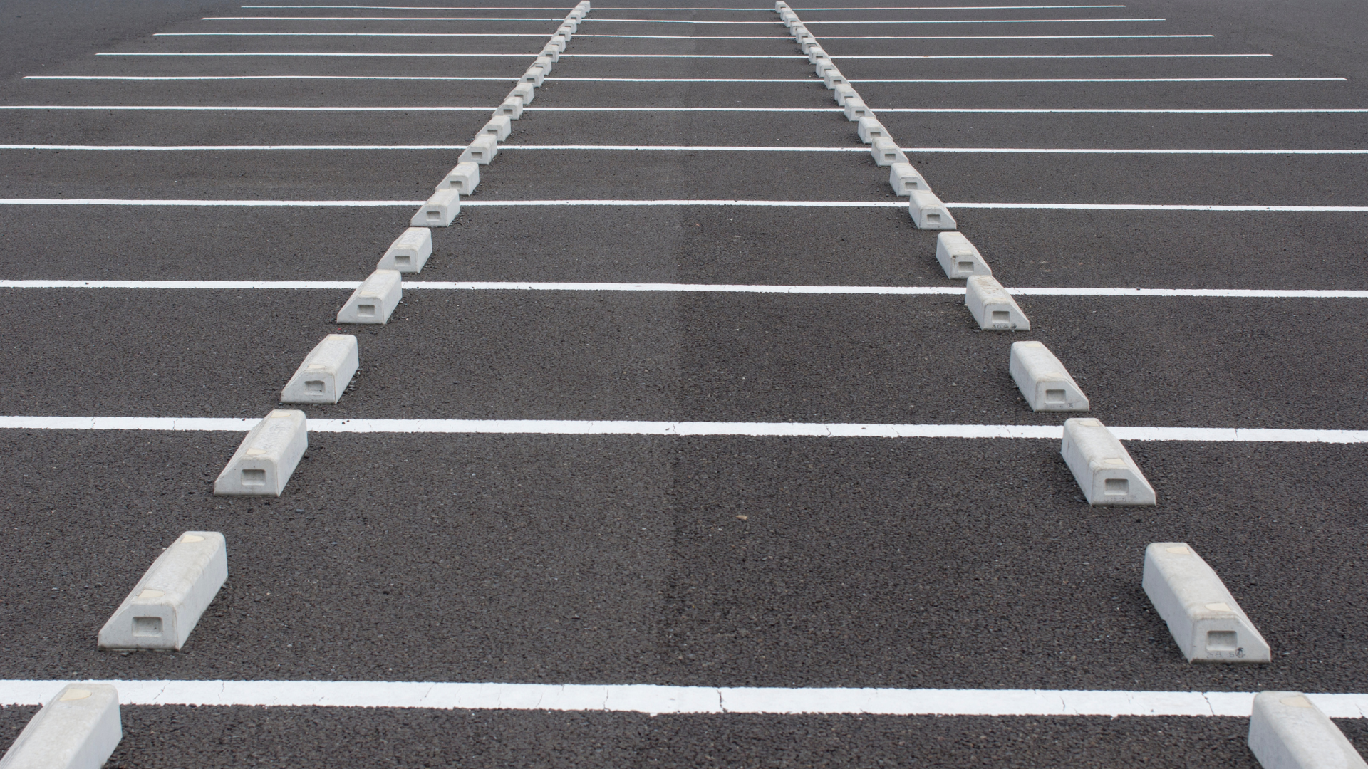 Parking Lot Striping img