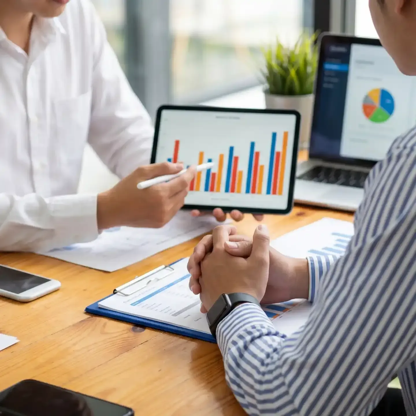 Integrated accounting processes for streamlined accounting workflows