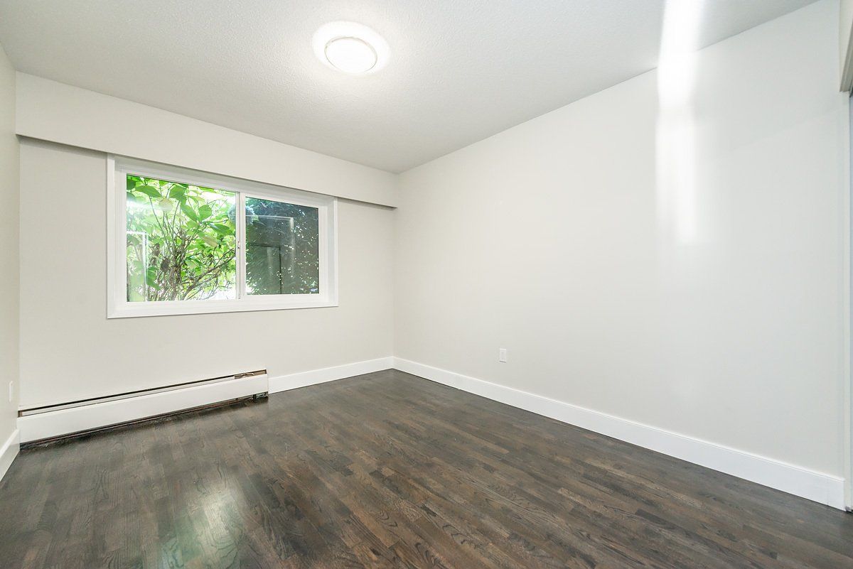 Royal Reef Apartments Suites