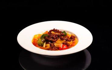 Manzo e verdure saltati in padella