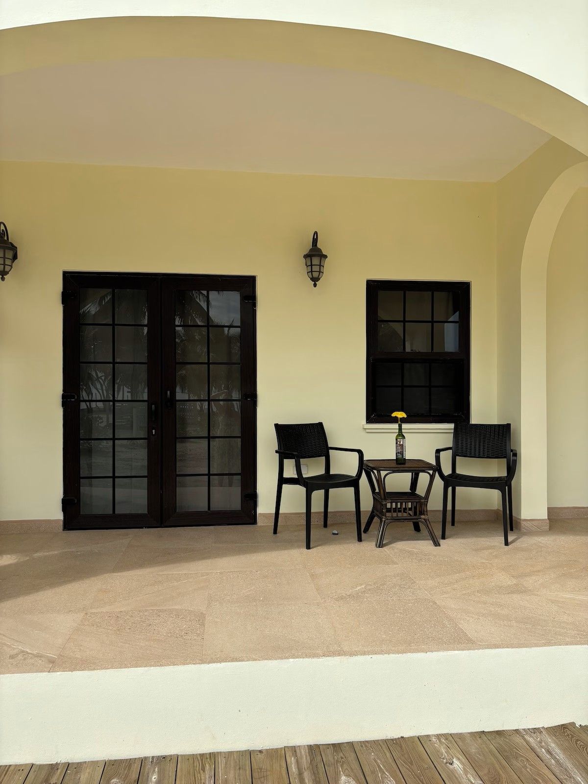 The Patio of the Paradise Inn Placencia, Turtle Suite