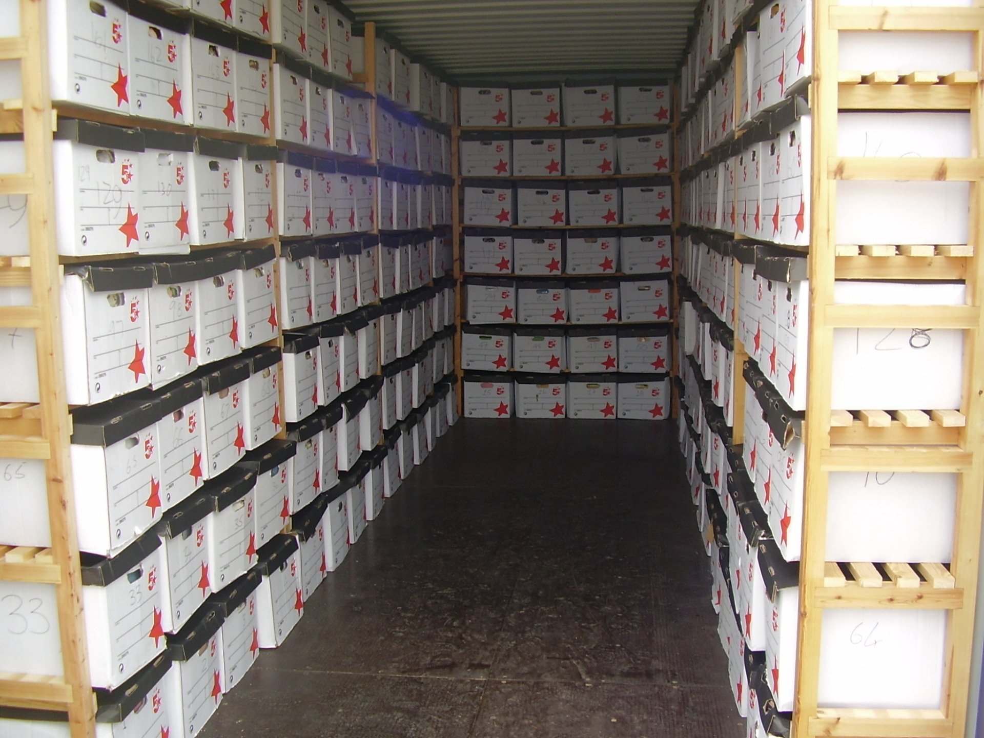 to Low Cost Self Storage West Cornwall