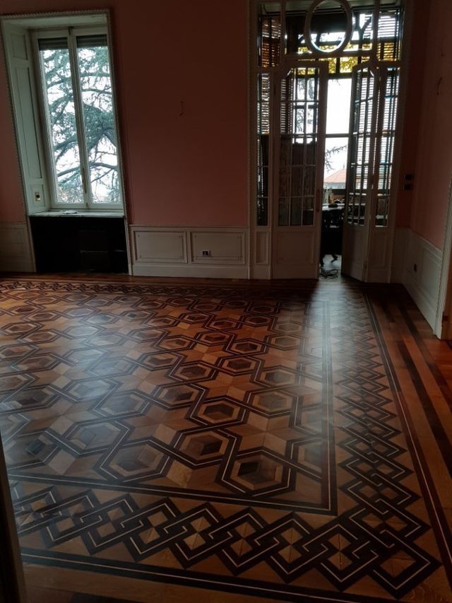 Restauro pavimenti antichi e in legno a Torino 
