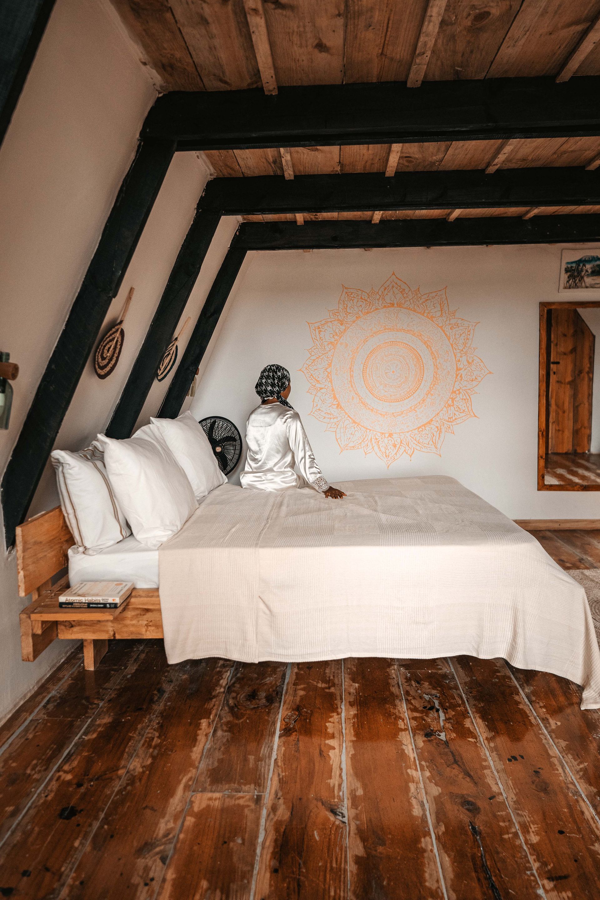Gound floor bed in the large cabin