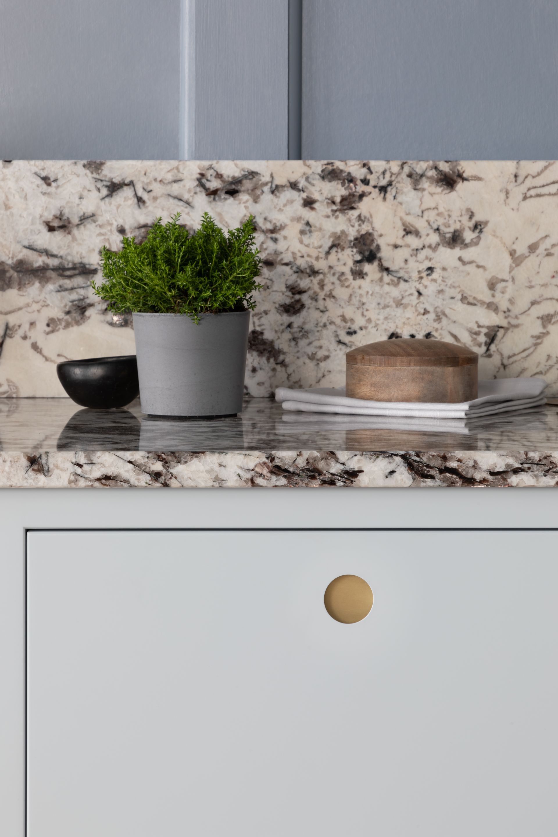 Kitchen worktop slab photograph