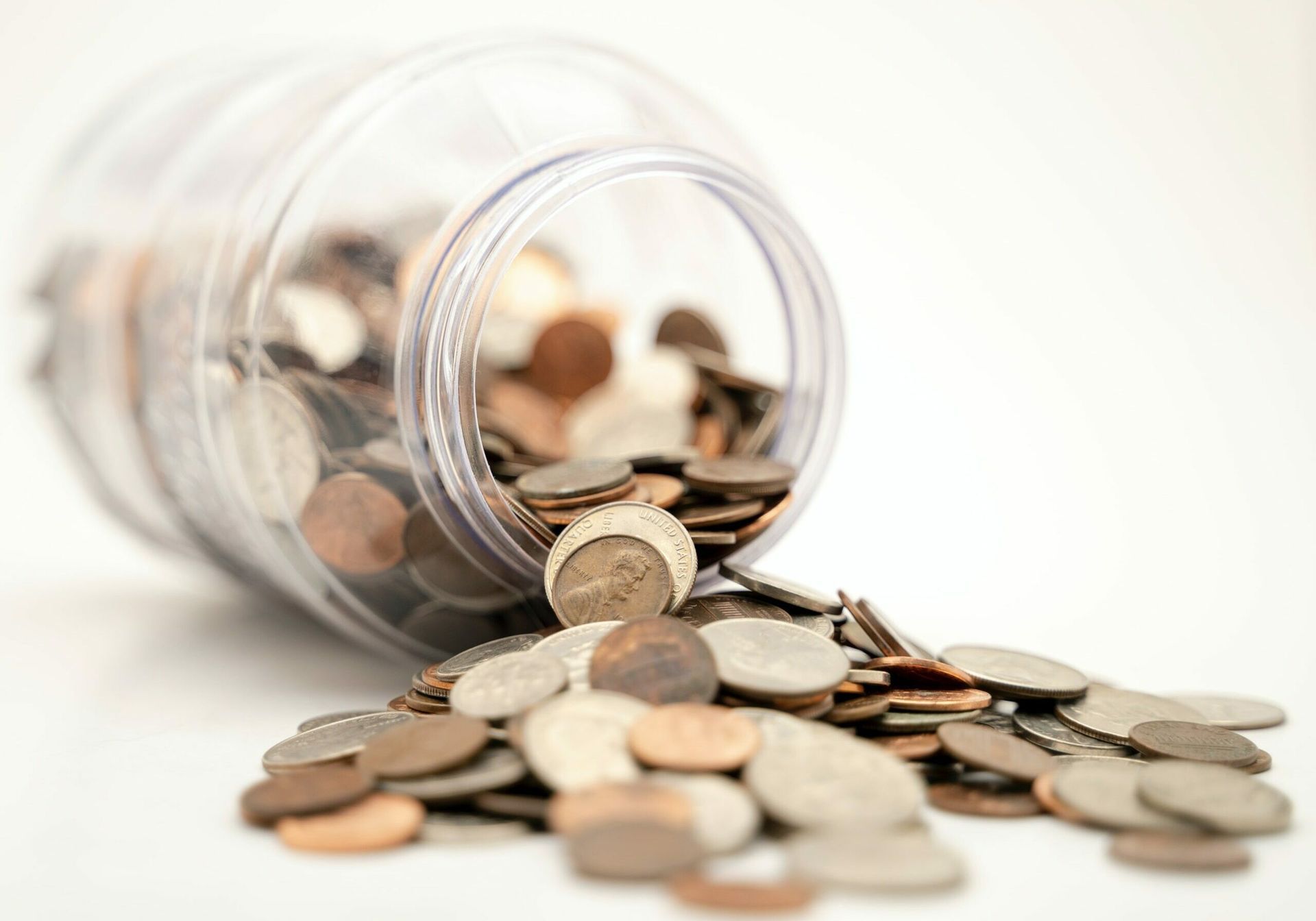 ScholarshipMoneyJar_michael-longmire-lhltMGdohc8-unsplash ScholarshipMoneyJar_michael-longmire-lhltMGdohc8-unsplash