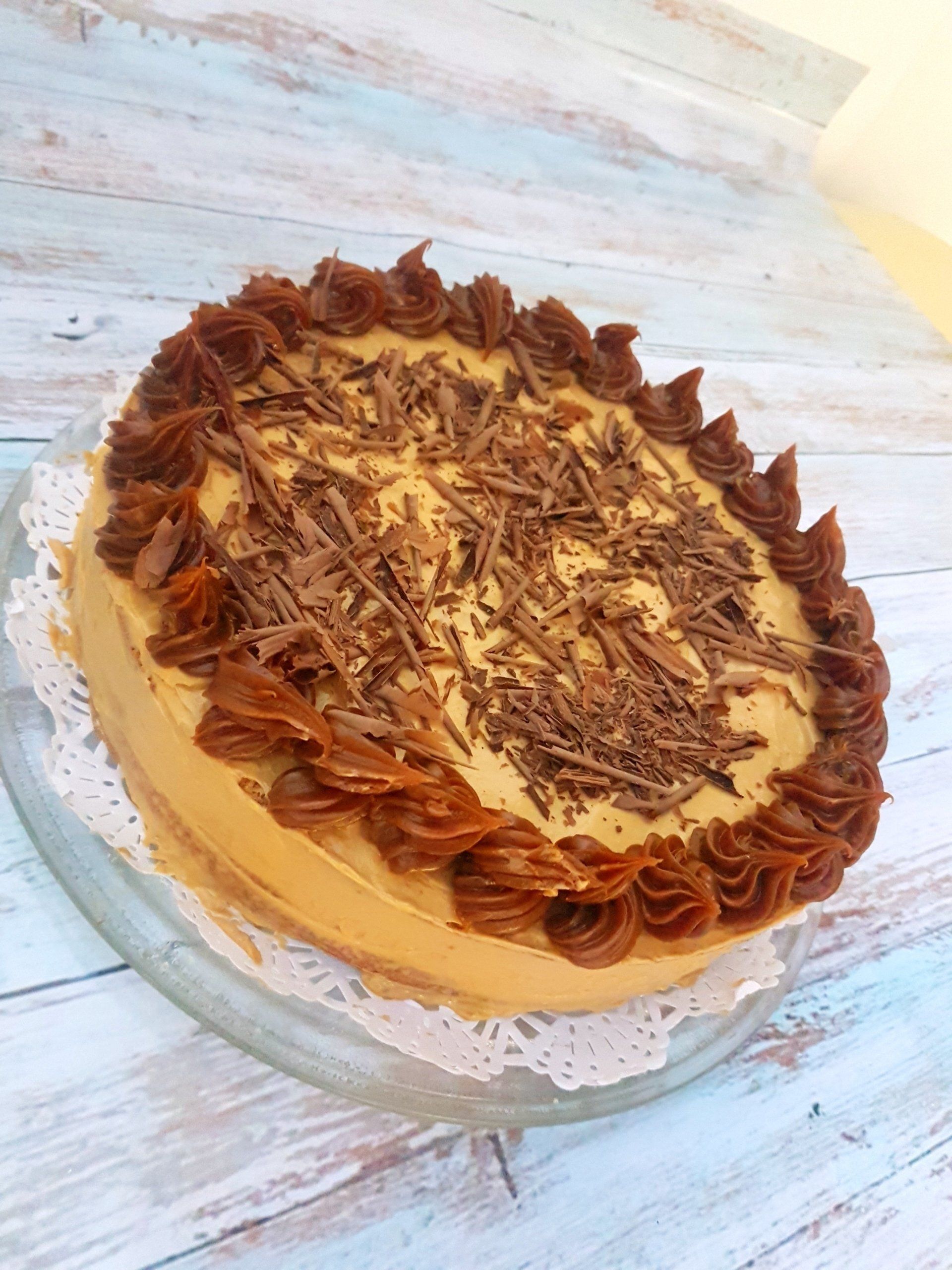 torta de nuez con dulce de leche