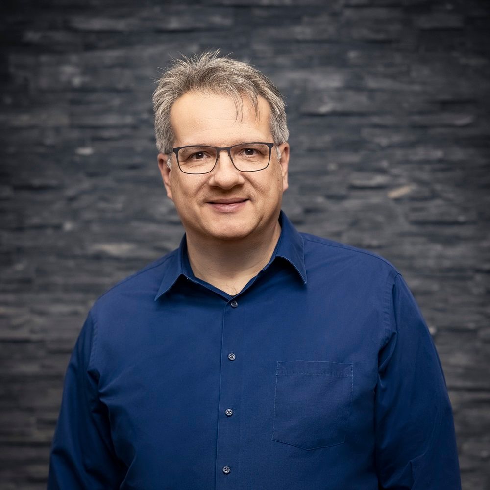Thomas Henze Thomas Henze - Keratokonus Experte in Nürnberg