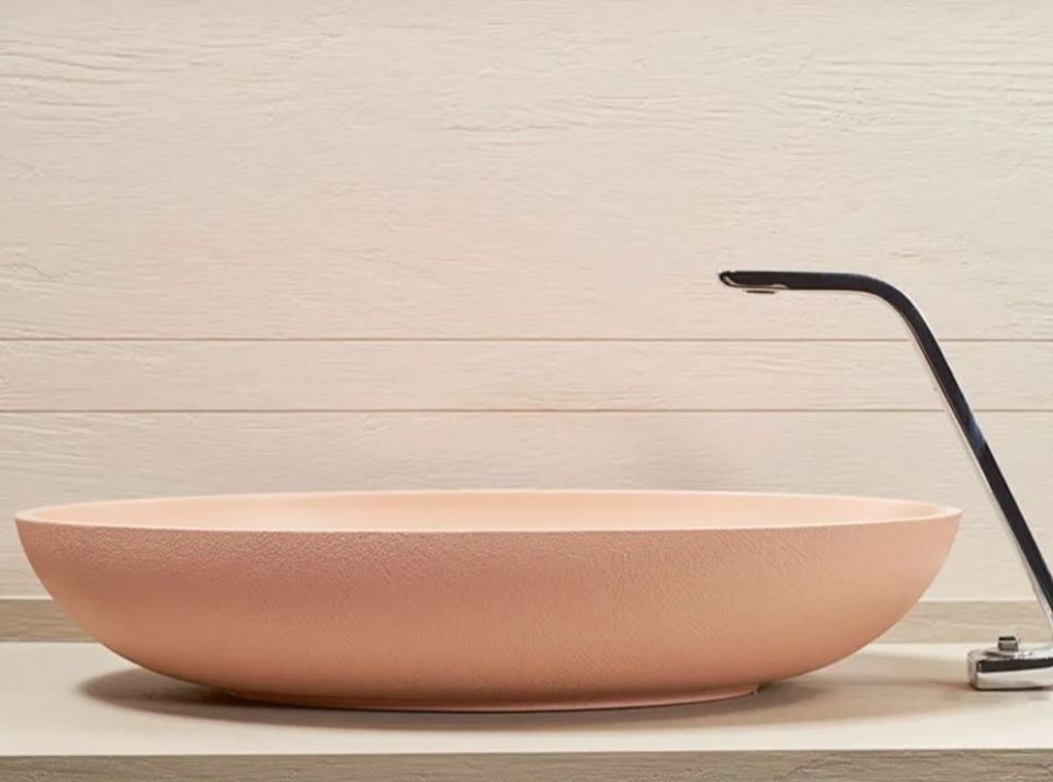 Acquabella pink washbasin