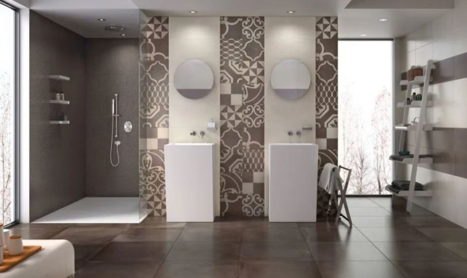 Naxos bathroom