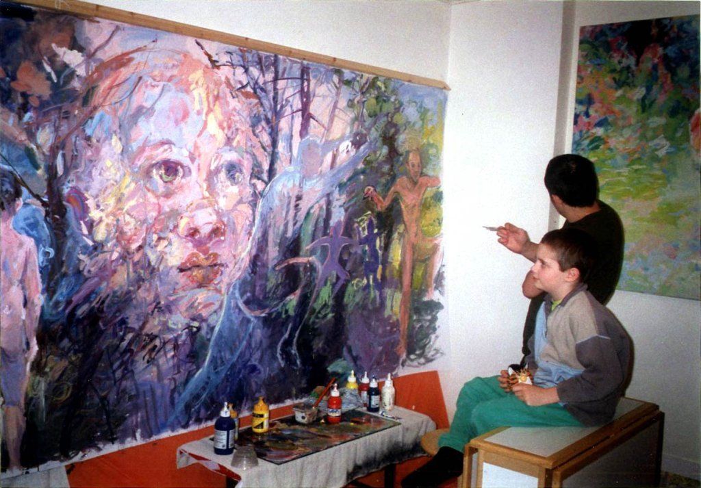 Mariusz Kaldowski painting frieze to Vivaldi's Four Seasons