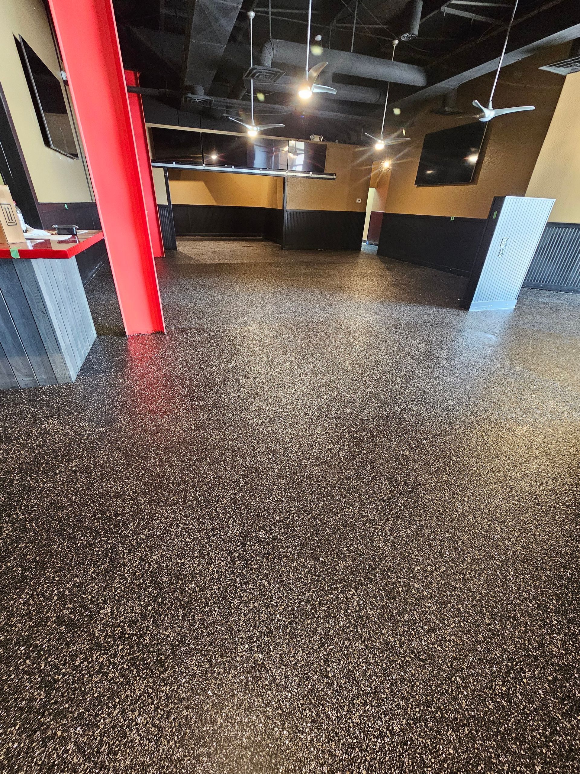 UC Woods Flake Floors