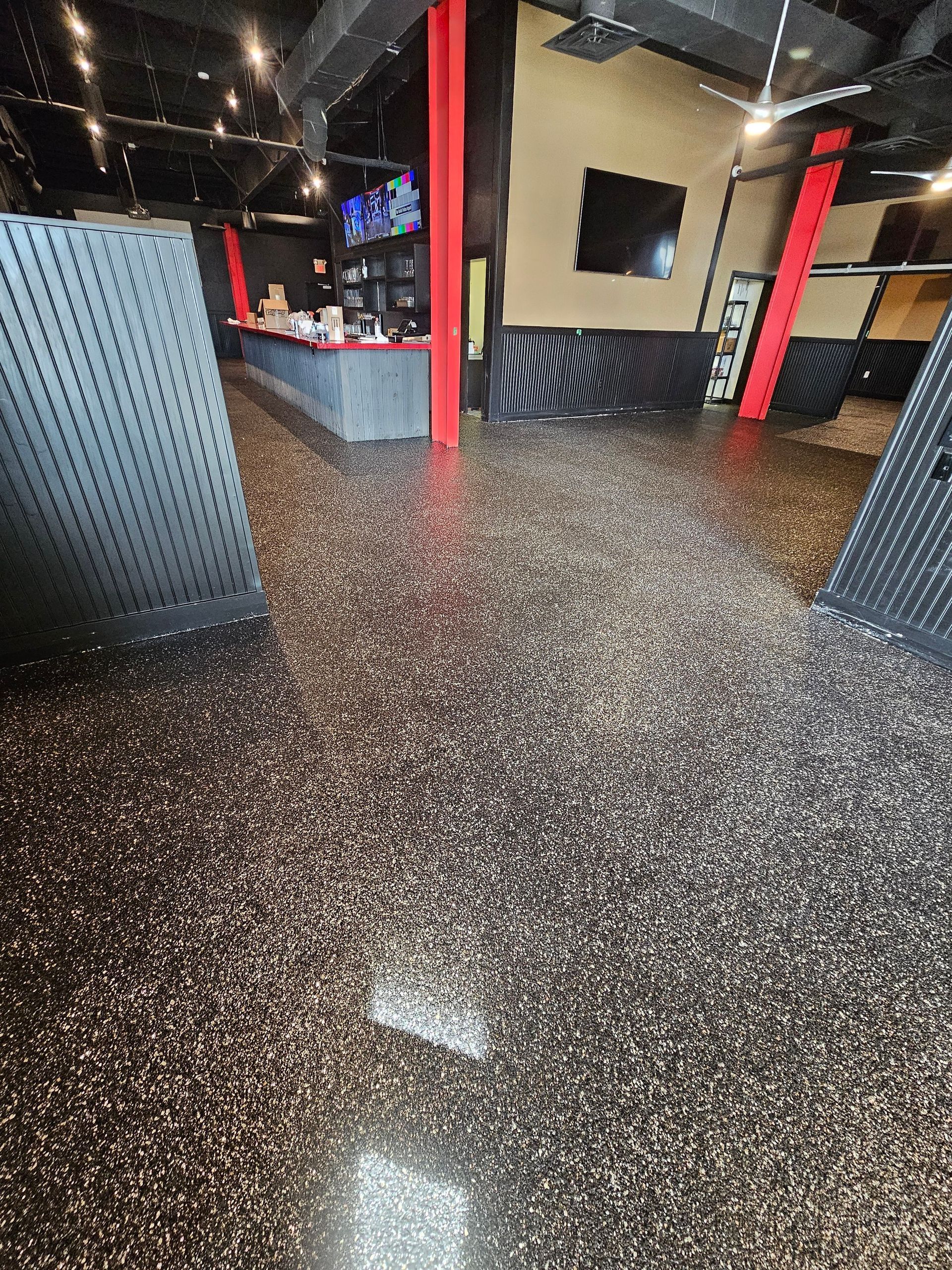 UC Woods Flake Floors