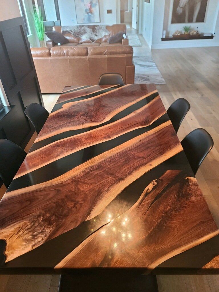 UCWoods Custom table