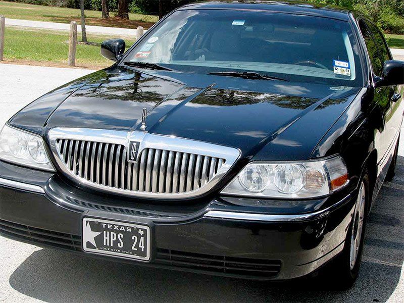 Limousine front view — Houston, TX — HPS Services, Inc.