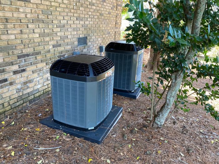 Technician vacuum pump checking install new air conditioner - Tallahassee, FL - Todd King's Heating and Cooling Technician vacuum pump checking install new air conditioner - Tallahassee, FL - Todd King's Heating and Cooling