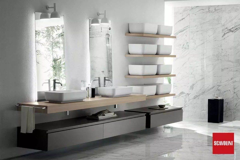 bagno moderno con due lavandini squadrati