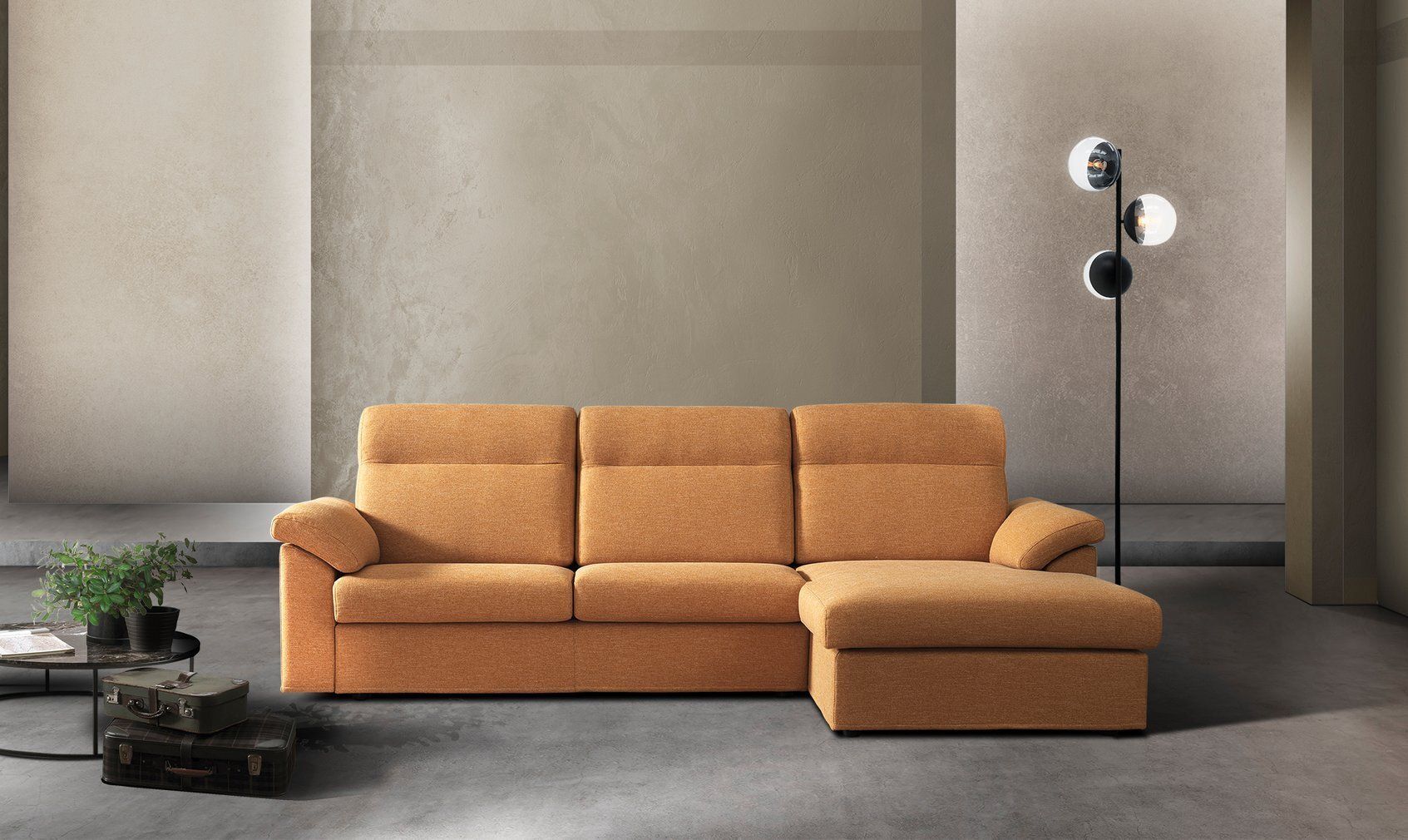 divano a elle arancio