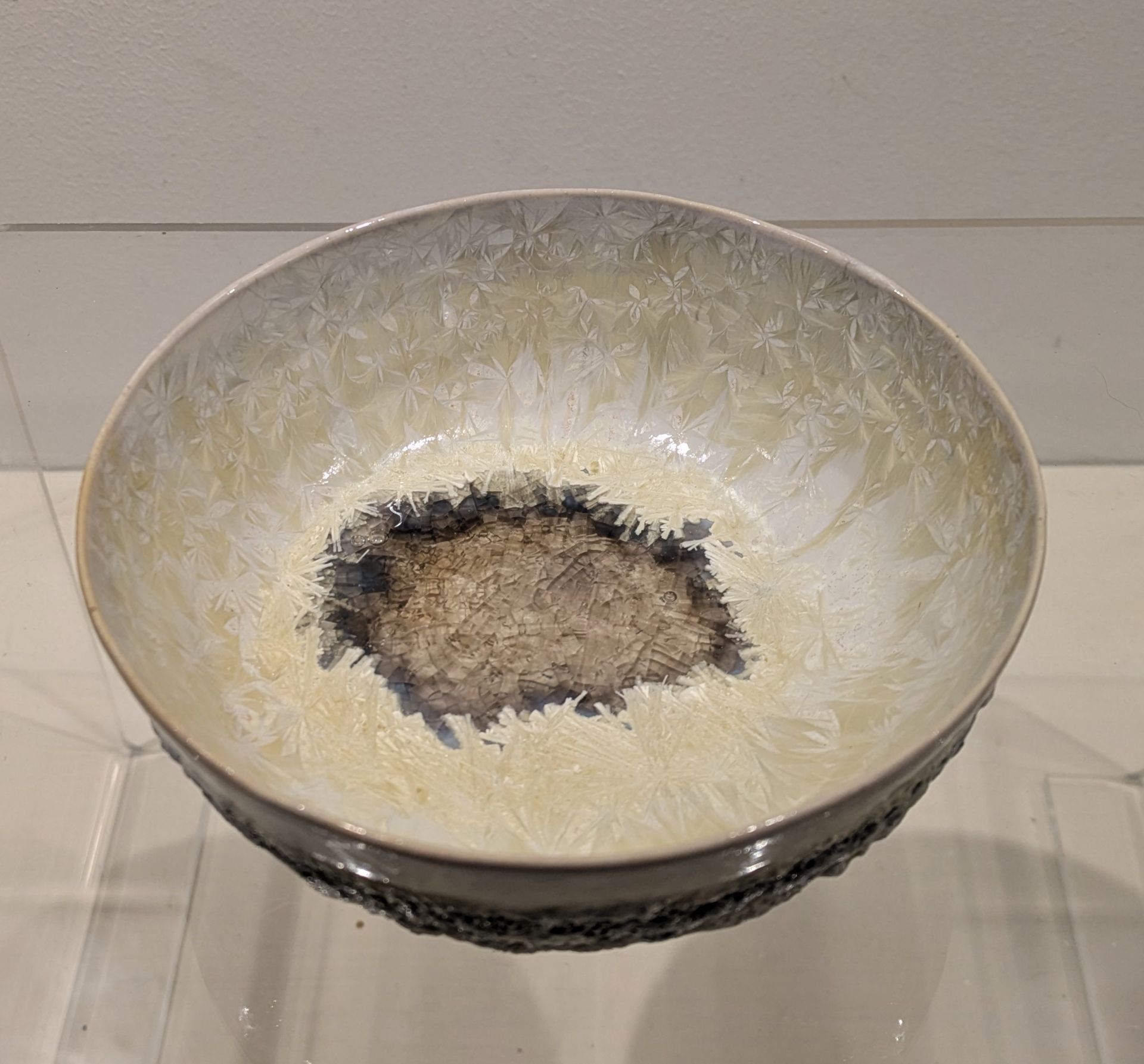 Crystalline Teabowl 16cm x 6cm £85