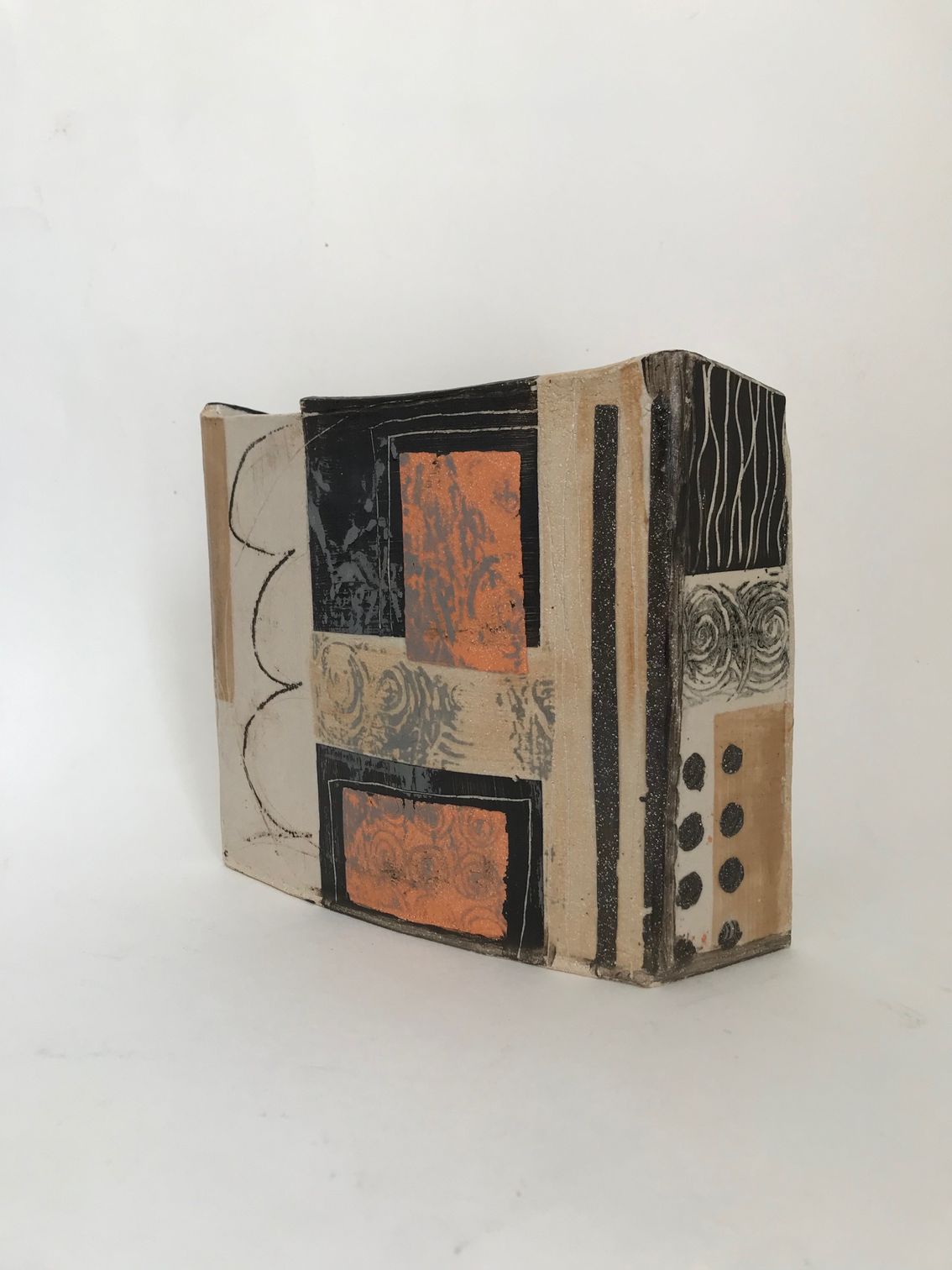 Reflections Ceramic Vase 19cm x 22cm £195