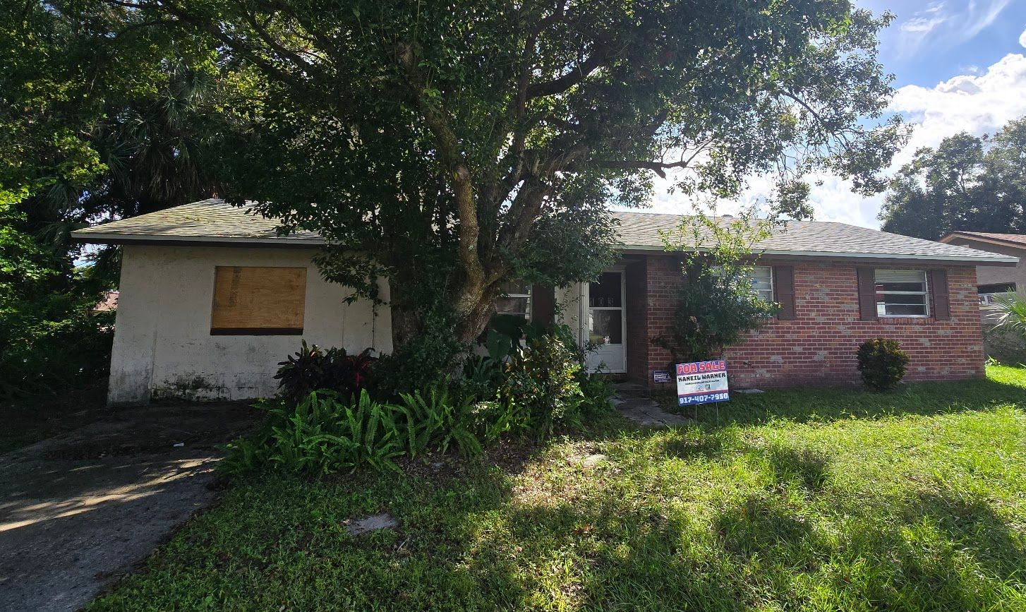 Bank REO Auction House Flip - BEFORE Photo 