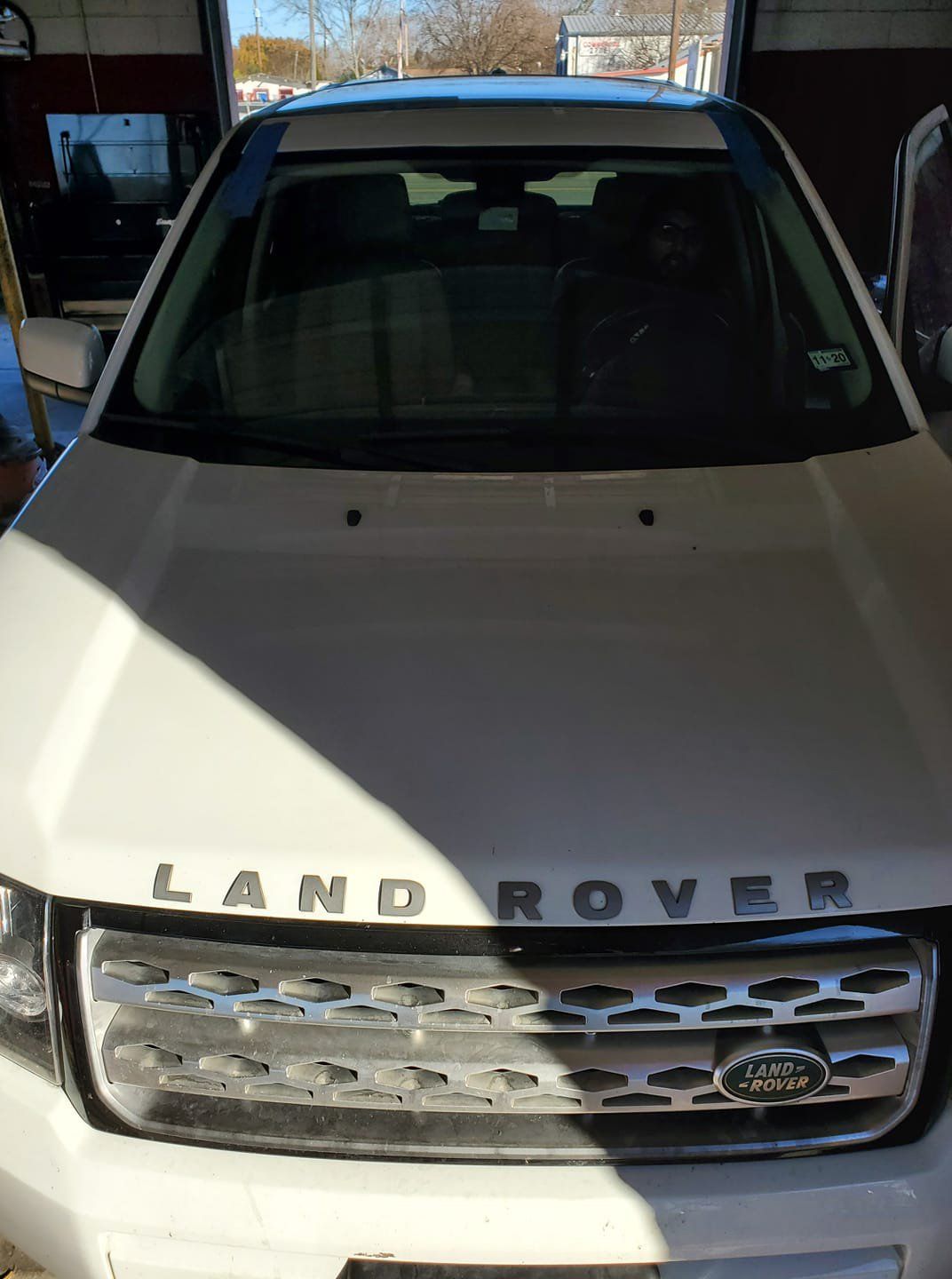 Land Rover — San Antonio TX — Ramirez Auto Glass