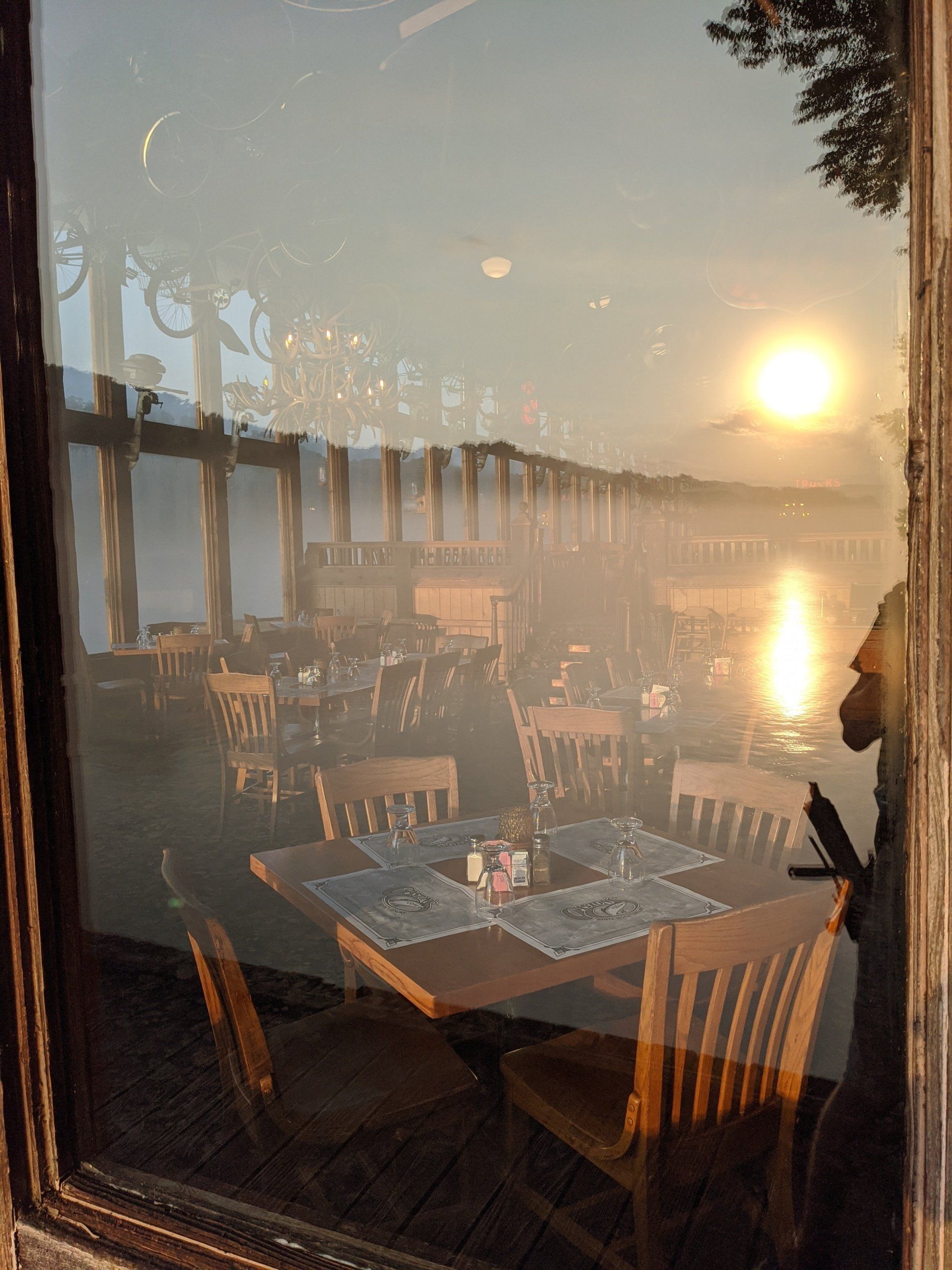 Gastons restaurant external windows in Lakeview cleaned by top quality home services