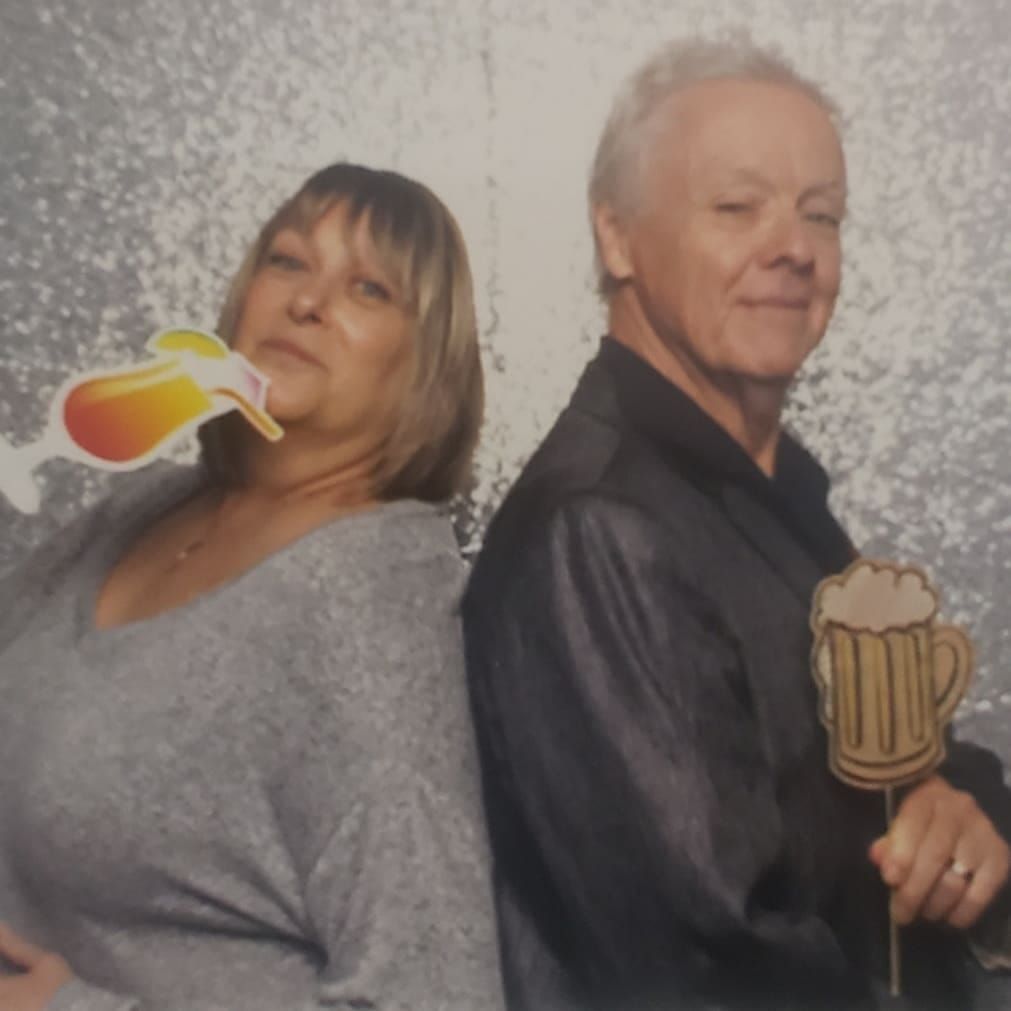 Singer and Songwriter Lorraine Davies