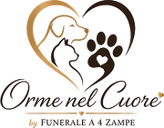 Logo con sagome di animali domestici a forma di cuore in oro e marrone e testo “Orme nel Cuore by FUNERALE A 4 ZAMPE”