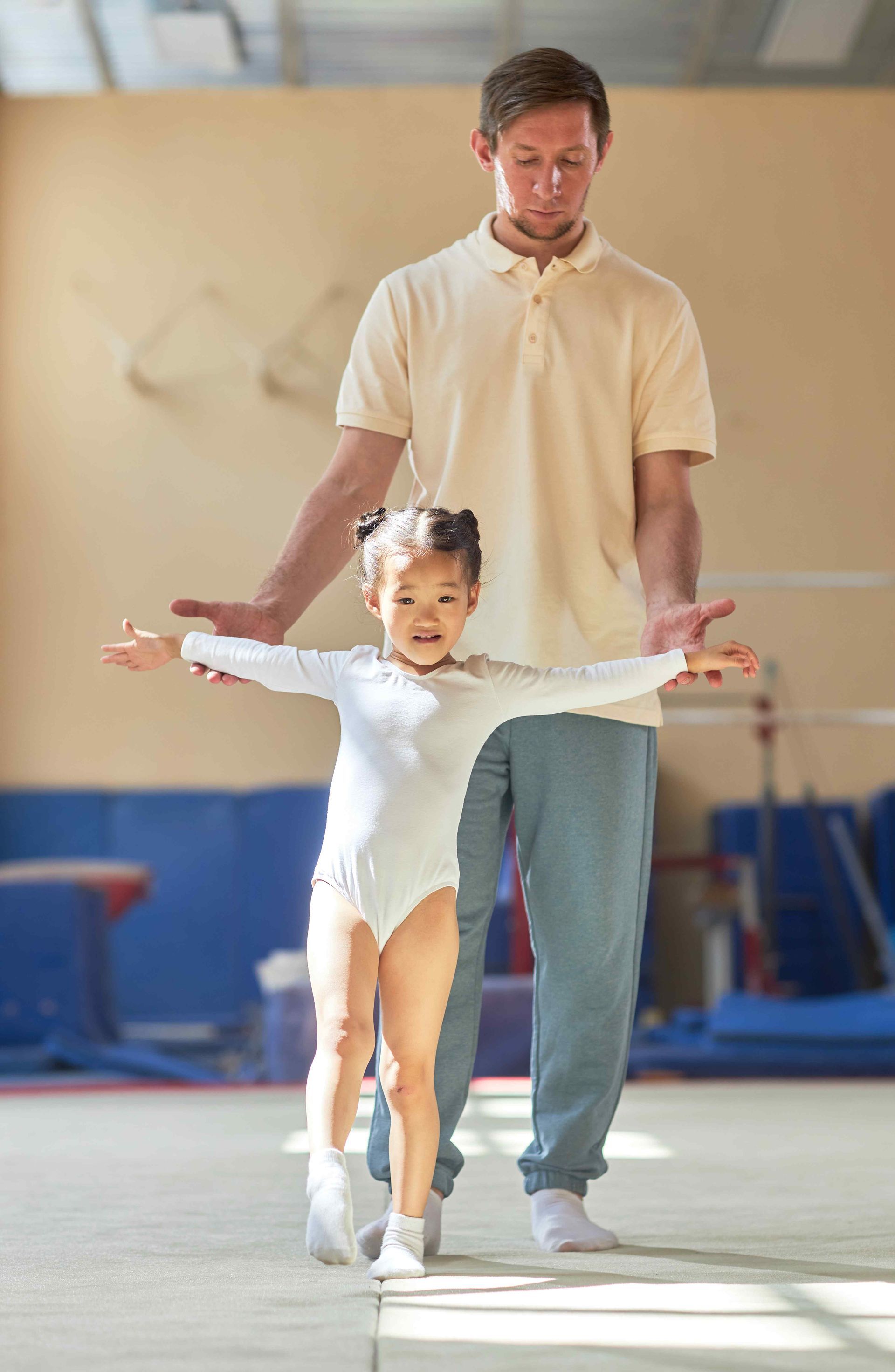 Flips gymnastics classes for kids