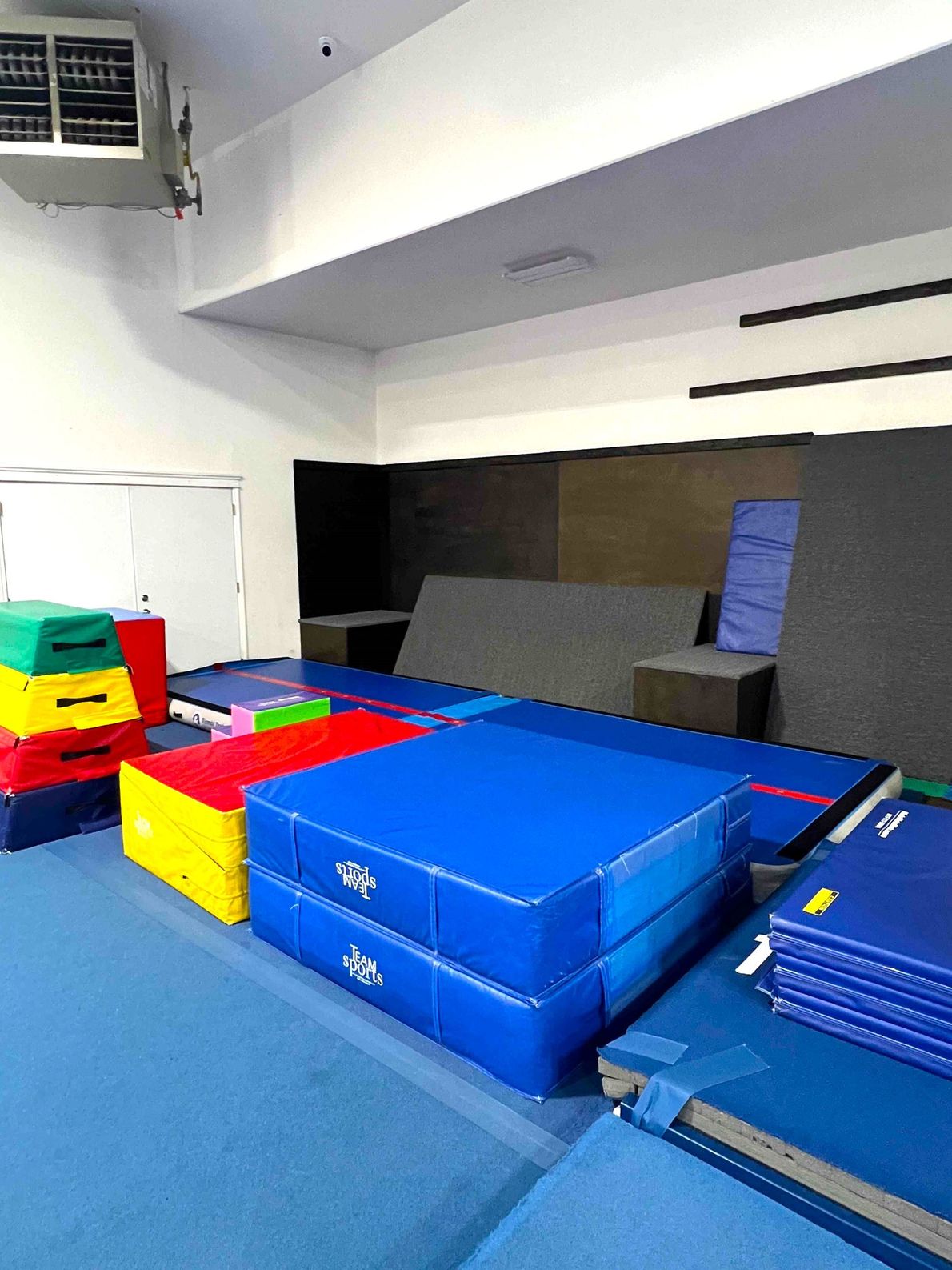 Flips Gymnastics and Tumbling gym