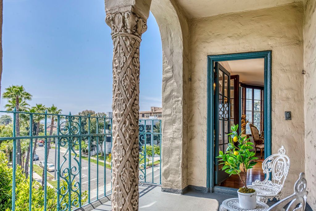 patio balcony
