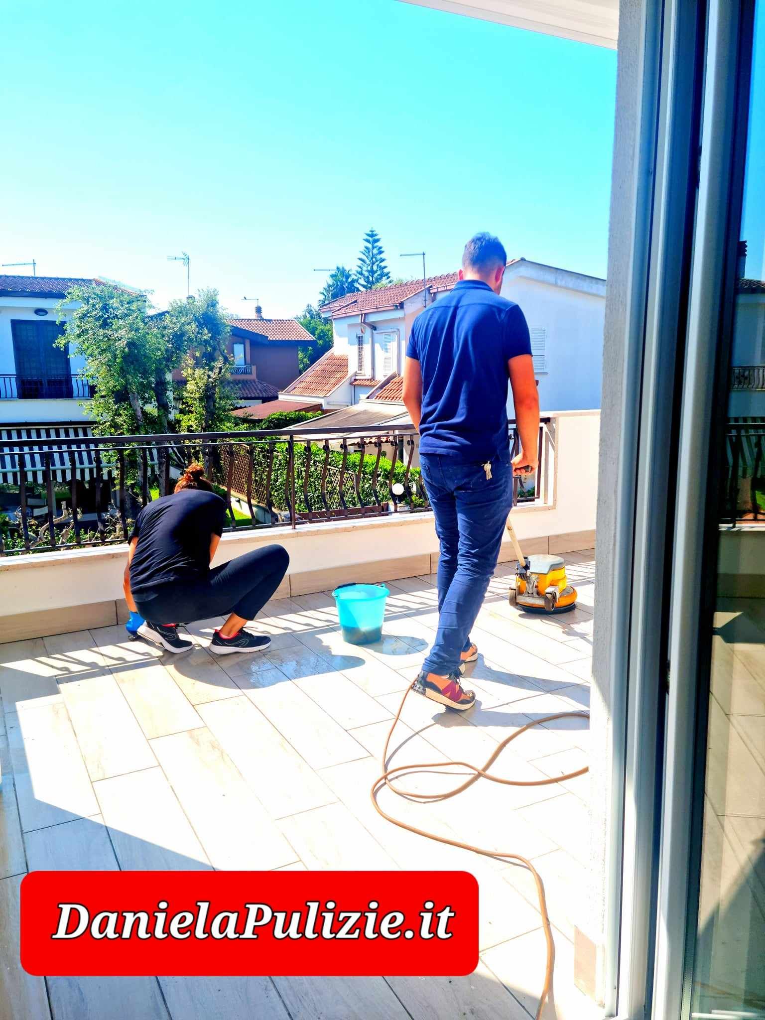 pulizie pavimenti esterni