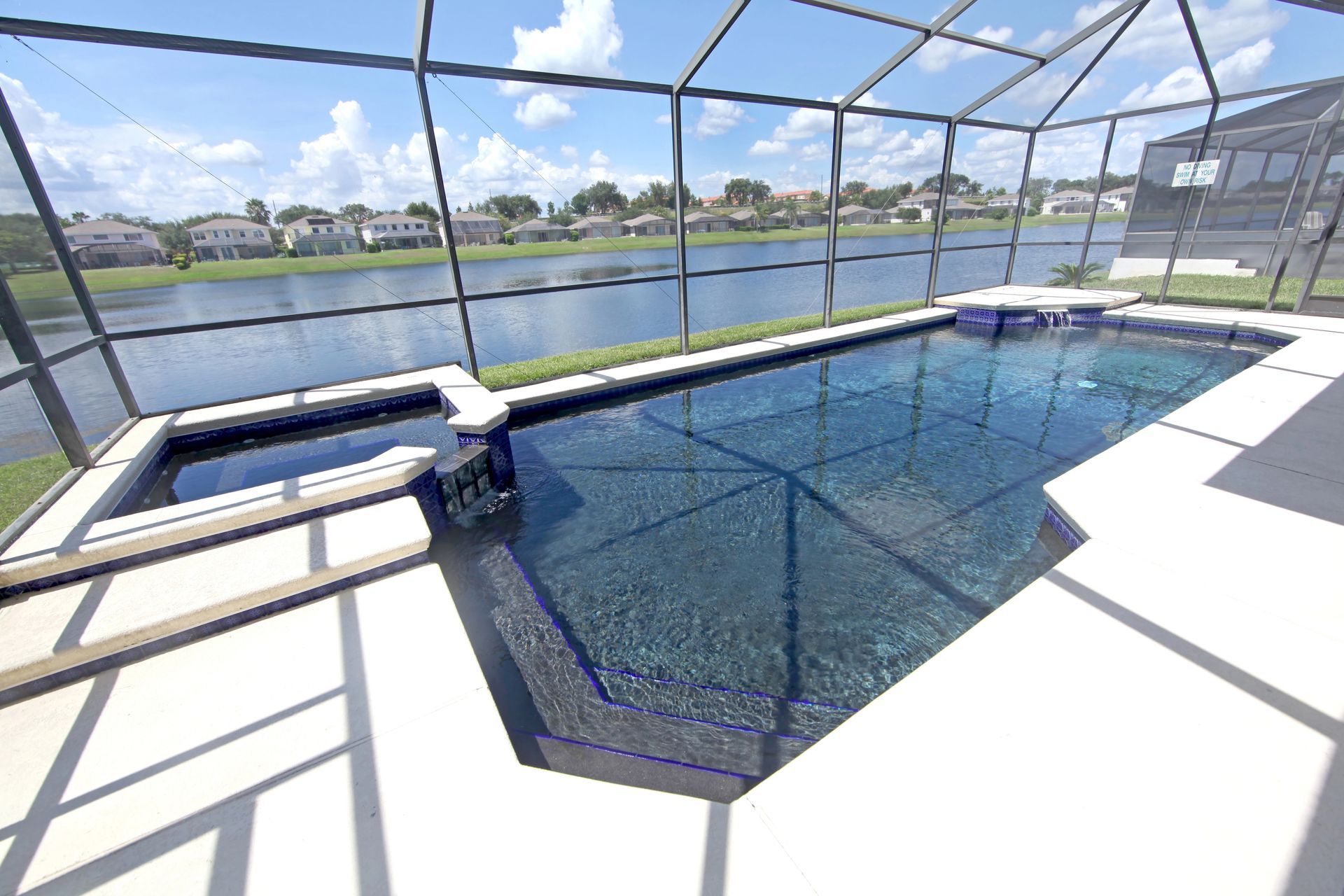 New pool cage screens