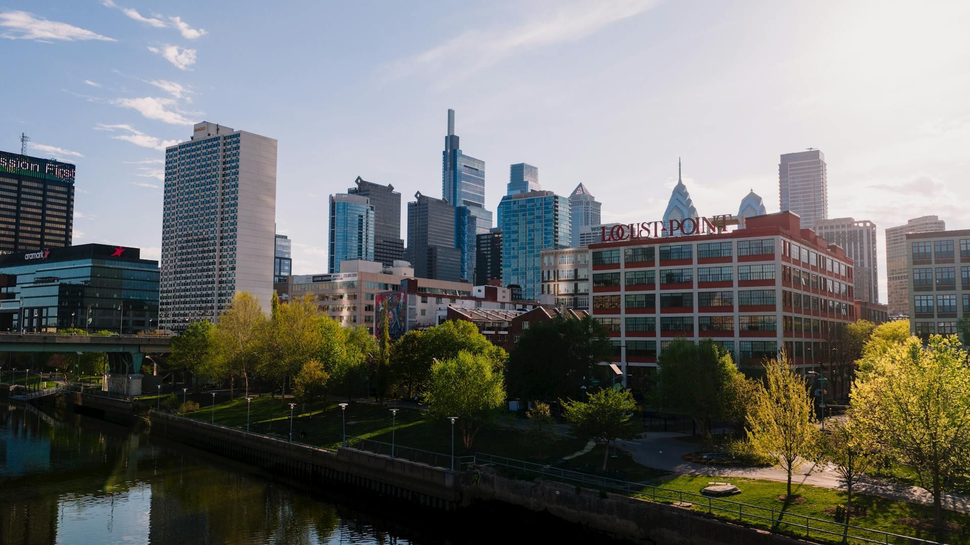Philadelphia city skyline at dusk