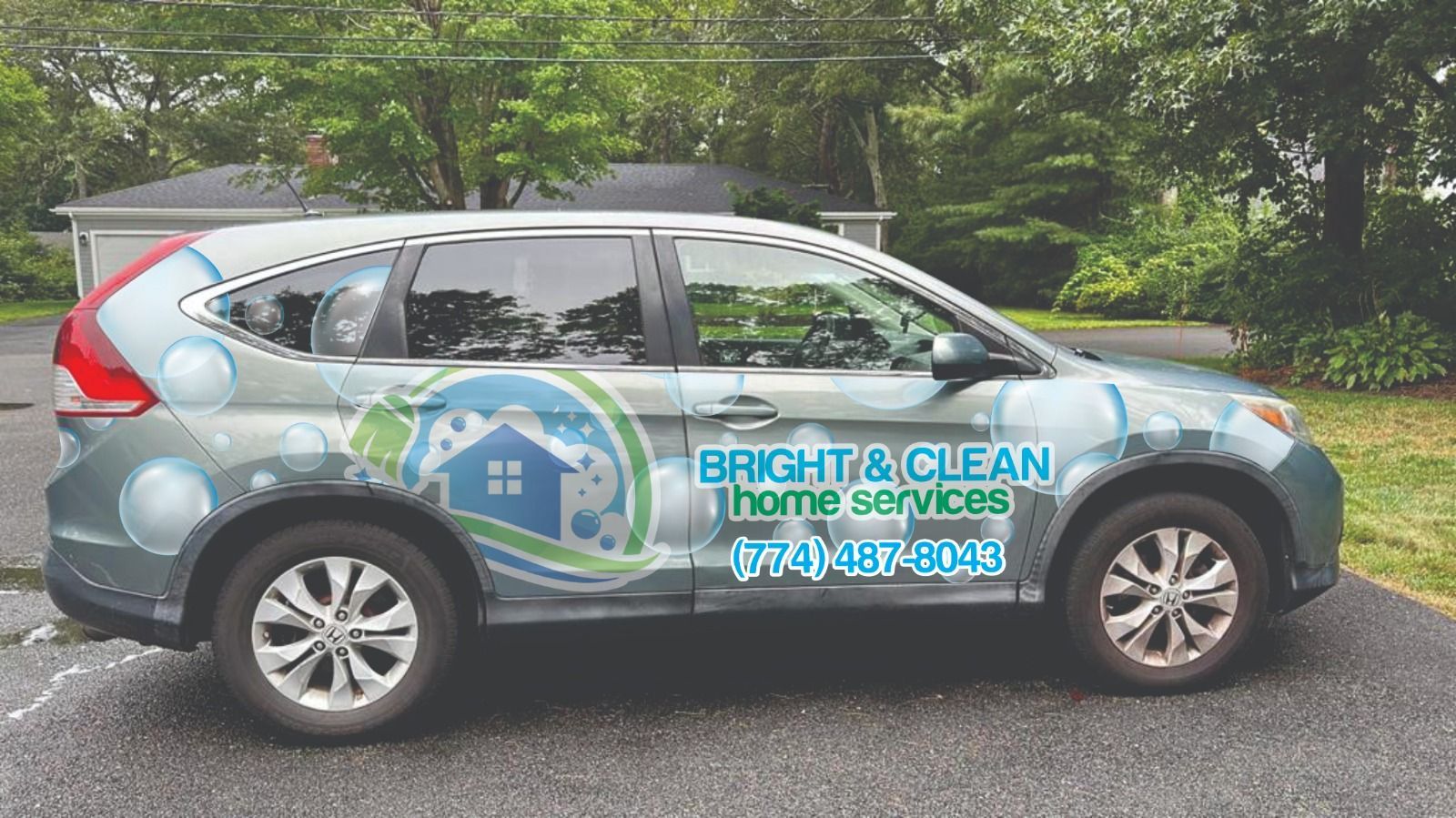 Bright & Clean Home Services Logo