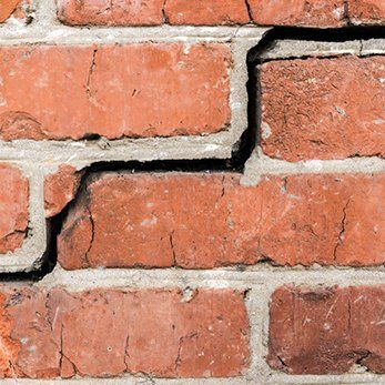 FISSURES