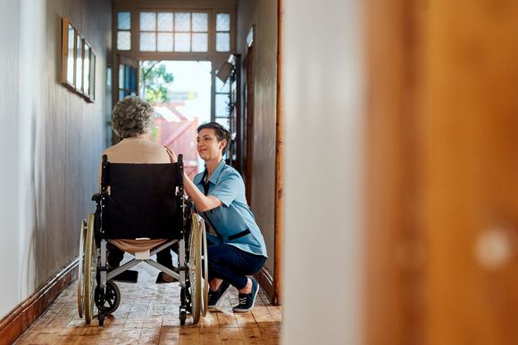 Nurse Caring for a Senior Patient — St. Louis, MO — Medi-Plex HHC