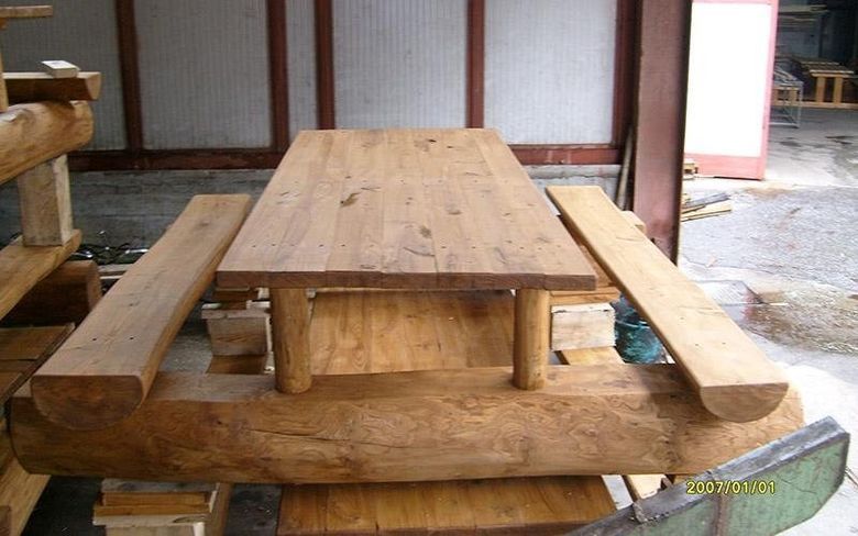 TAVOLO INLEGNO