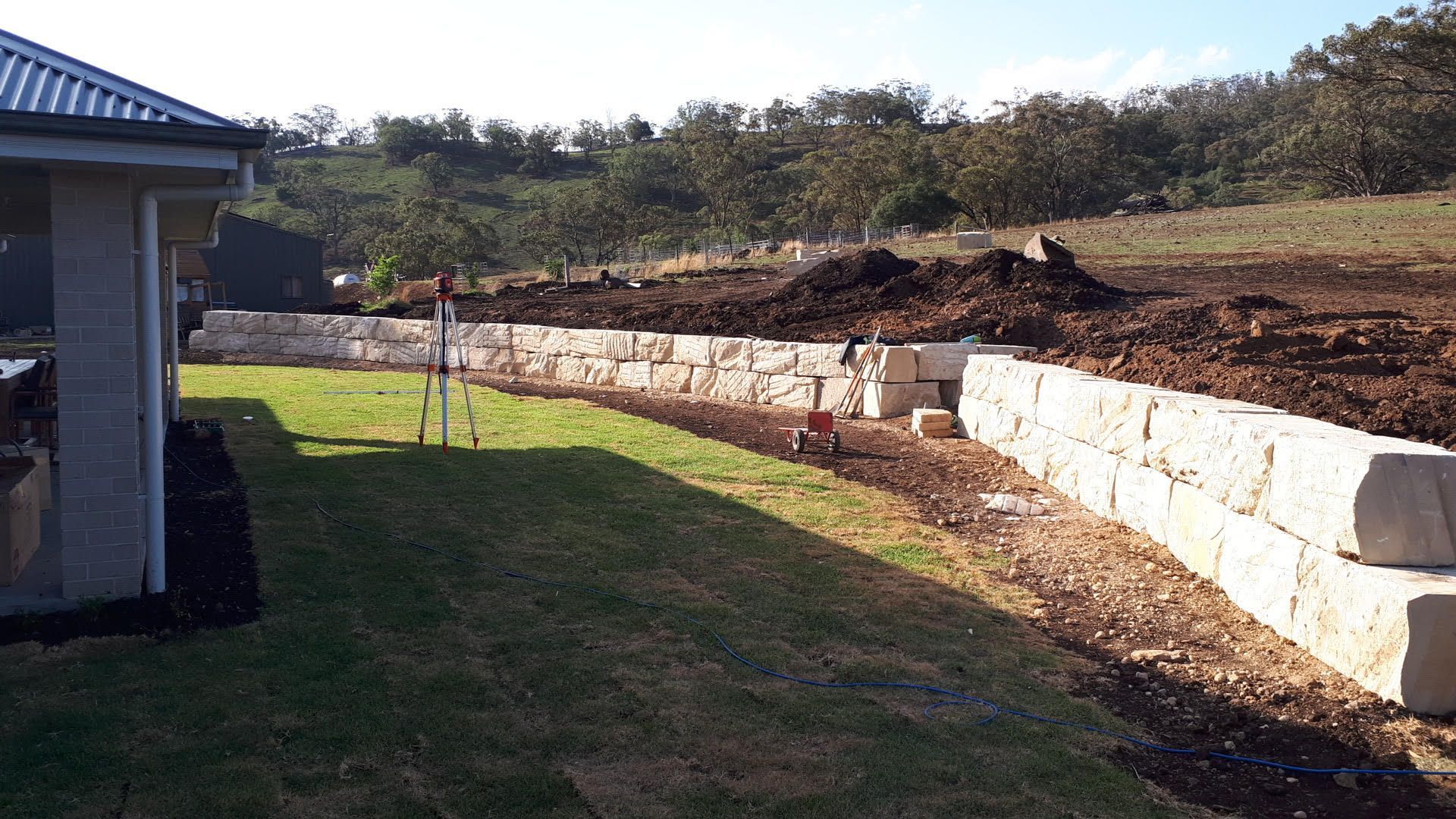 Sandstone retaining walls