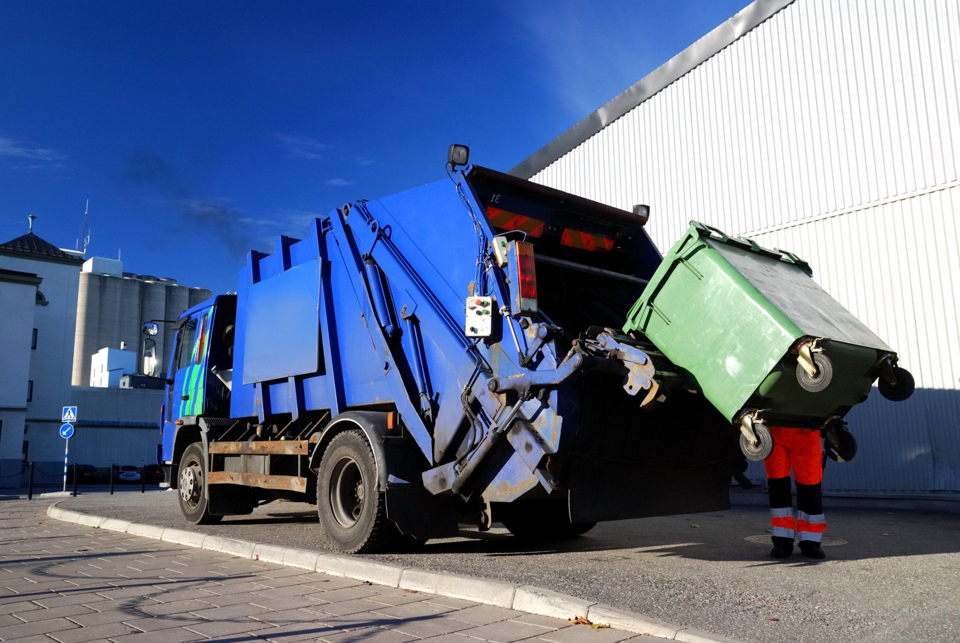 Garbage Transport — Faribault, MN — Flom Disposal