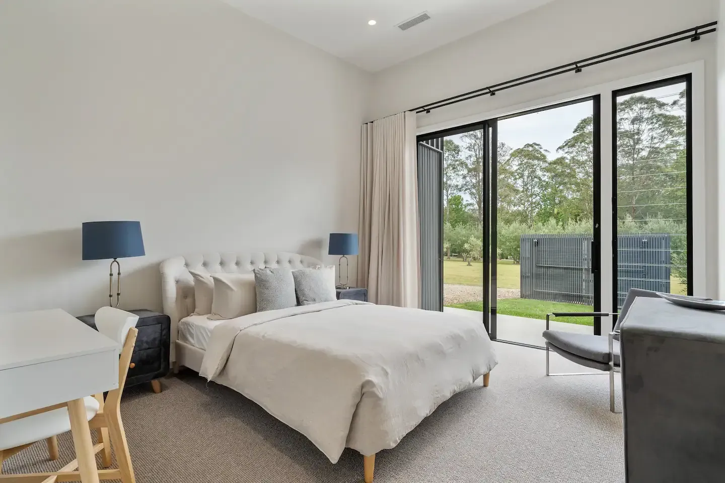 A Newly Painted Bedroom — That Painter Guy In South Nowra, NSW