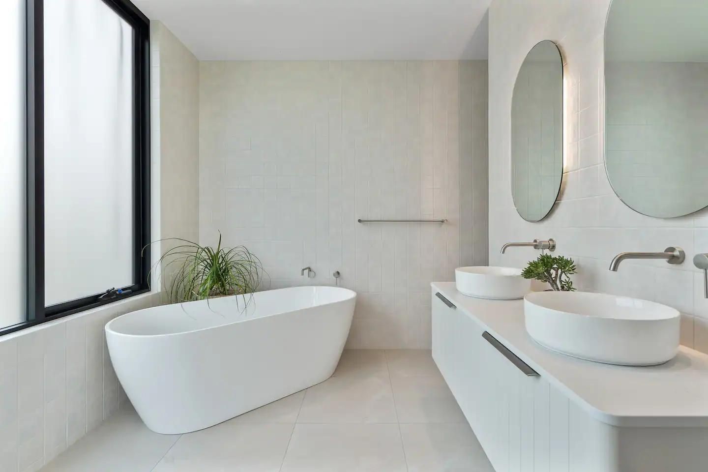 There Is A Bathtub and Two Sinks In The Bathroom — That Painter Guy In South Nowra, NSW