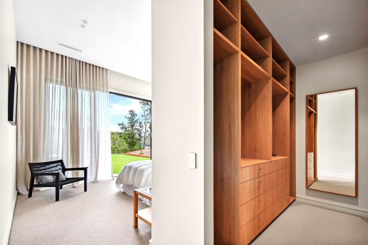 Bedroom With A Large Walk In Closet and A Large Mirror — That Painter Guy In South Nowra, NSW