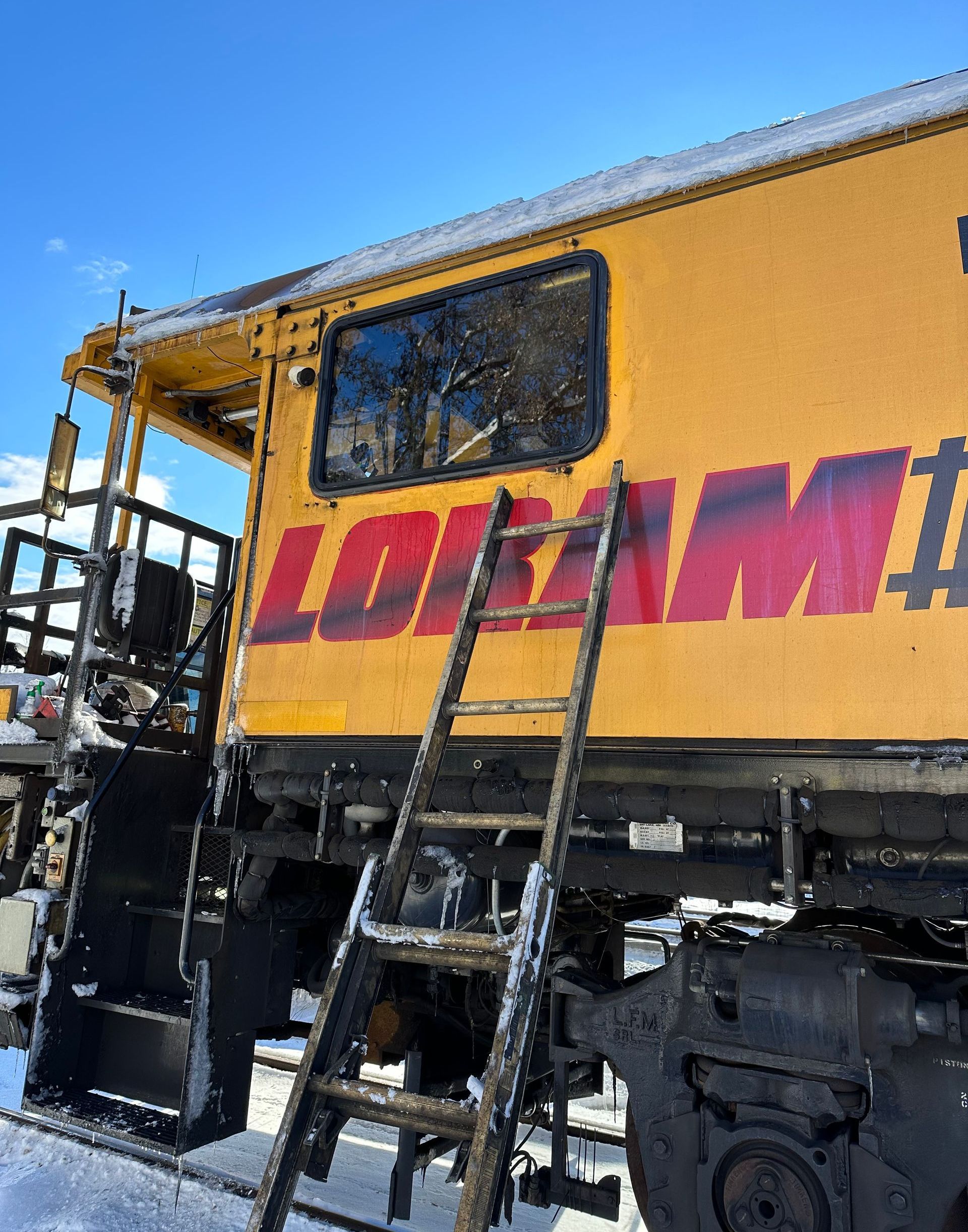Train glass replacement in Albany, NY