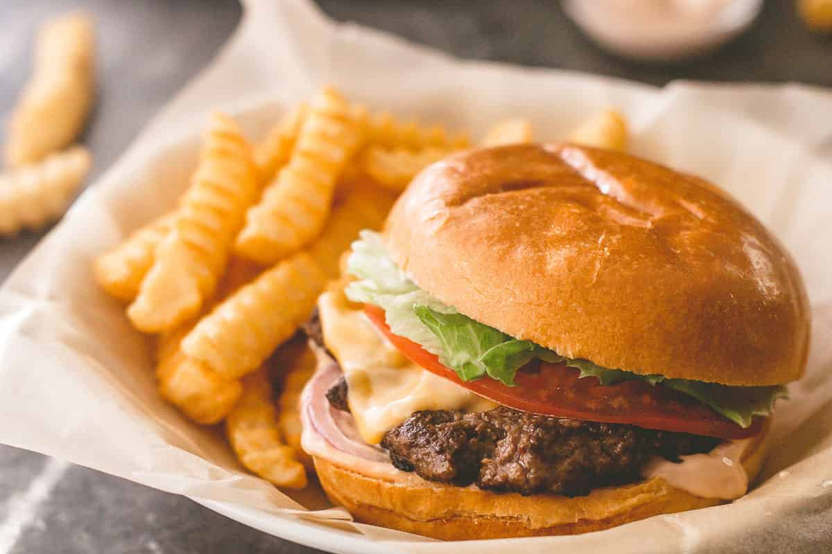 J Buffalo Wings Bar The Best Wings & Burger& Bar in Marietta, GA