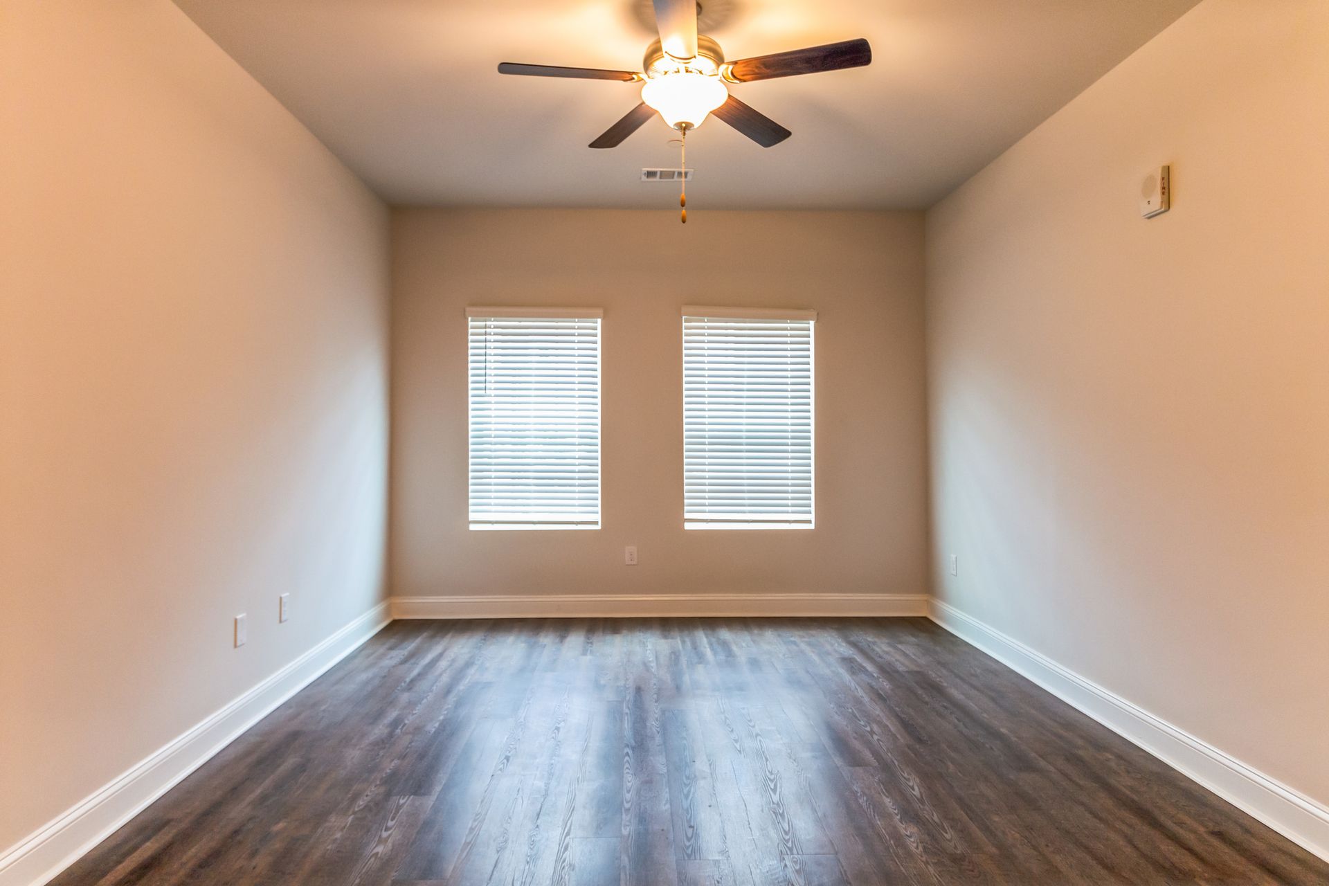 Unstaged Secondary Bedroom 